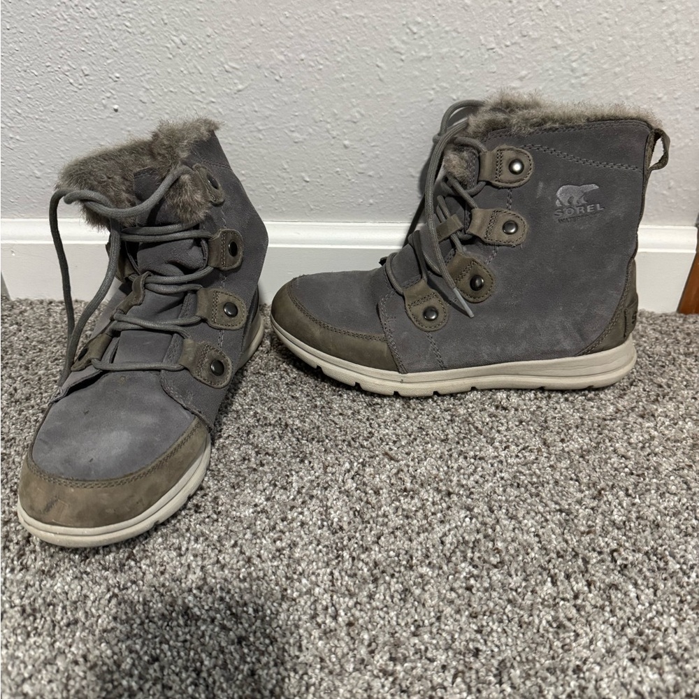 Sorel Charcoal Fur-Lined Ankle Boots
